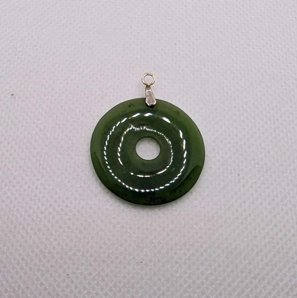 ✨ Vibrant Green Nephrite Jade Pendant ✨